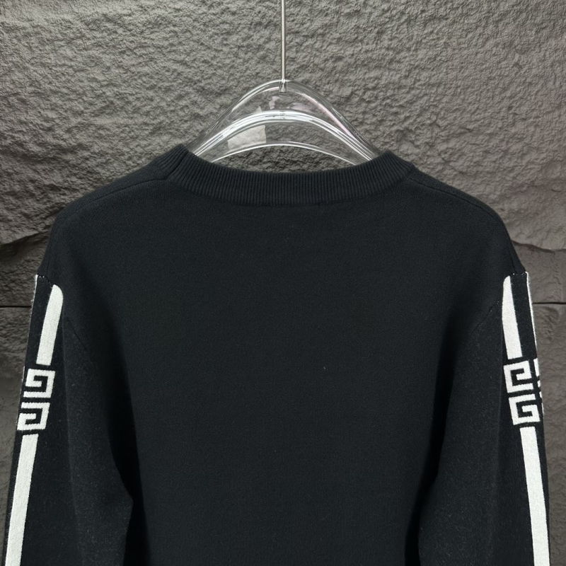 Givenchy Sweaters